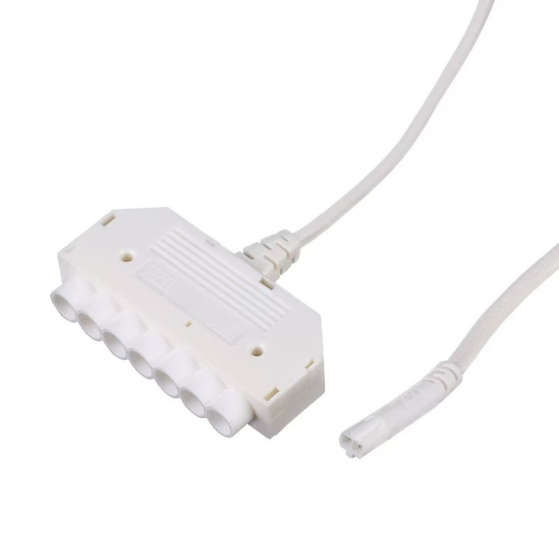 C902-7P